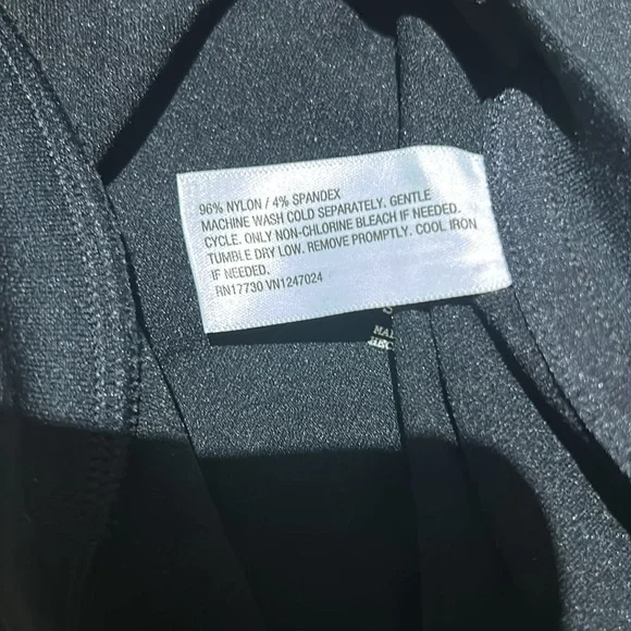 Crop Nylon & Spandex - Picture 2 of 3